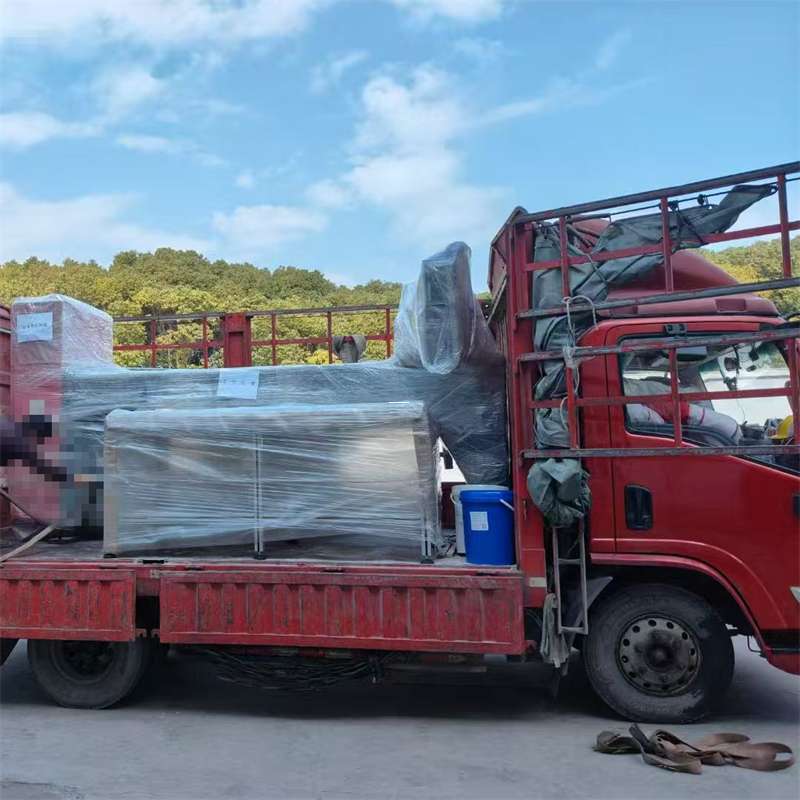 德格县石河子市物流专线：高效运输与多元服务探索